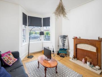 4 Bedroom House to Let in Tottenham N17