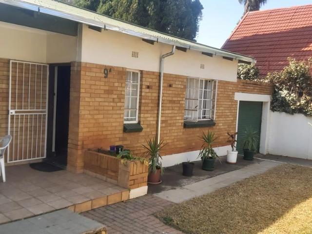 4 Bedroom House To Let in Westdene | Waterfall Properties