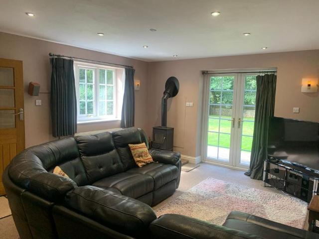 4 bedroom house to rent