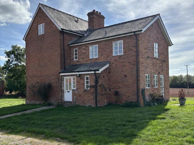 4 bedroom house to rent