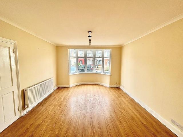 4 bedroom house to rent
