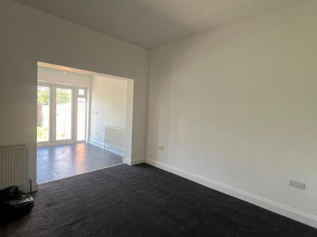 4 bedroom house to rent
