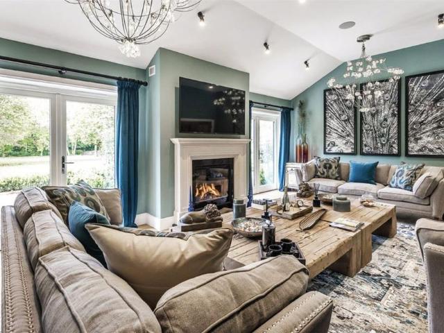 4 bedroom house to rent