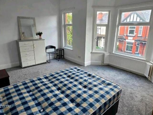 4 bedroom house to rent