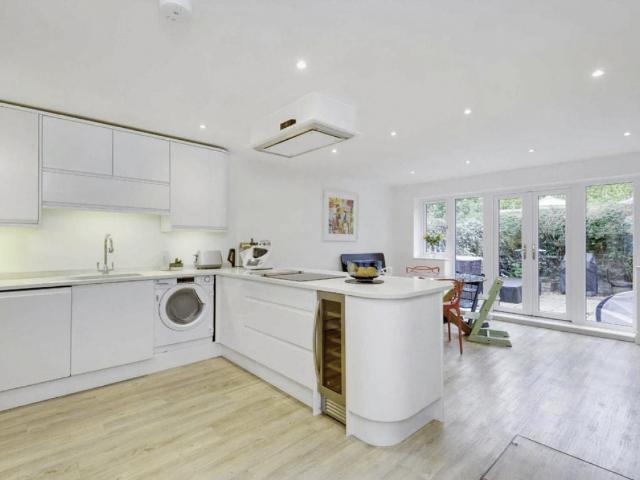 4 bedroom House To Rent
