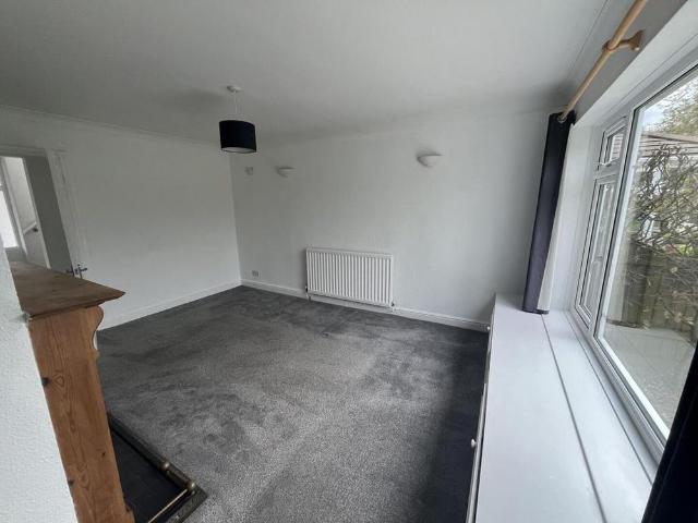 4 bedroom house to rent