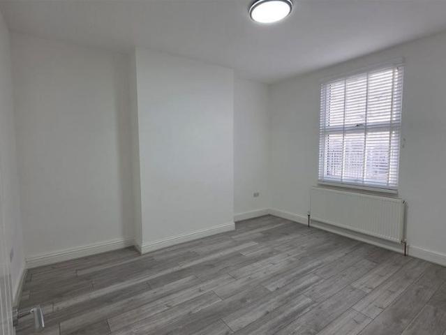 4 bedroom house to rent