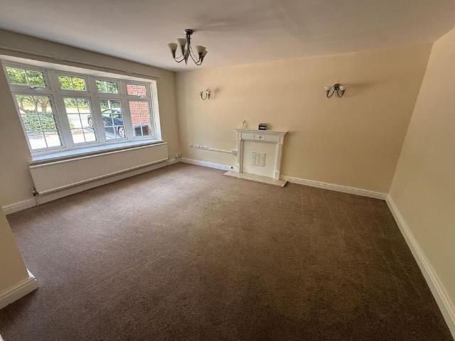 4 bedroom house to rent