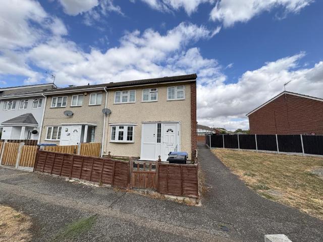 4 bedroom house to rent