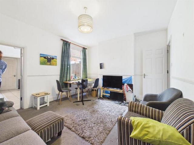 4 bedroom house to rent