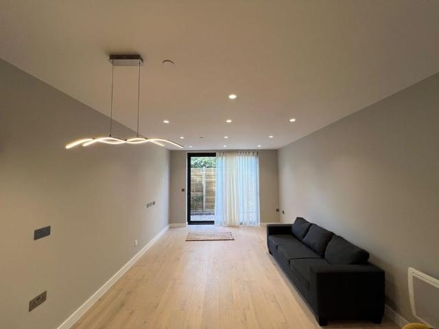 4 bedroom house to rent