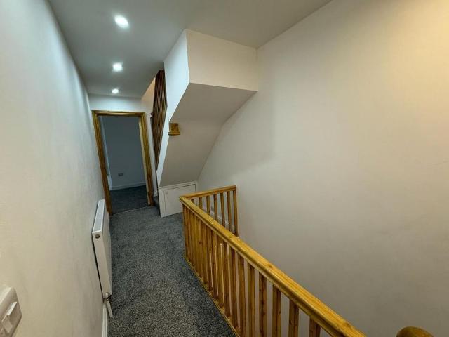 4 bedroom house to rent