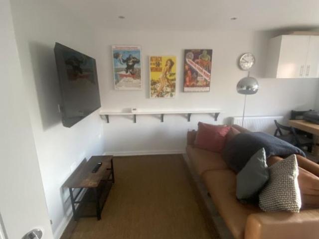 4 bedroom house to rent