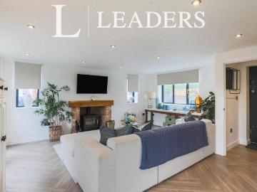4 bedroom house to rent