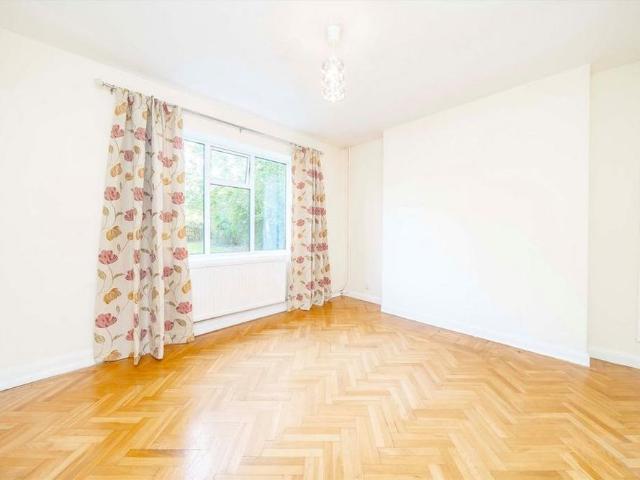 4 bedroom house to rent
