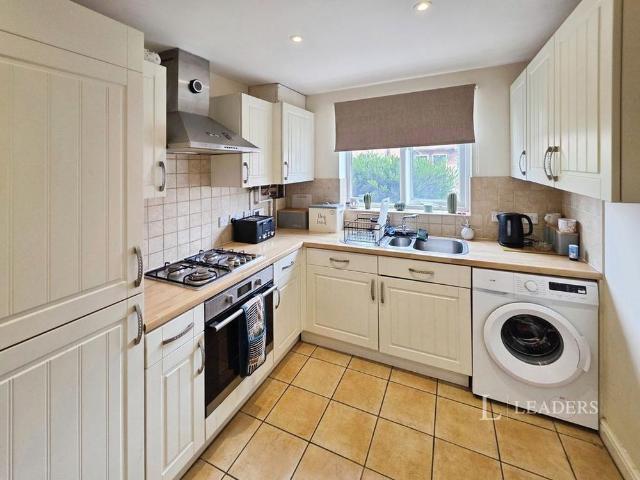 4 bedroom house to rent