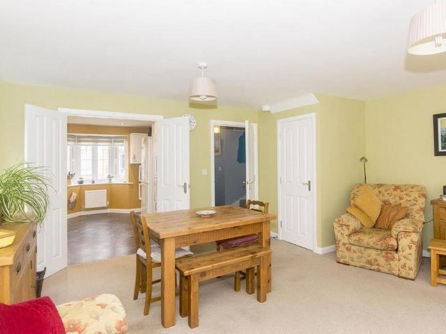 4 bedroom house to rent