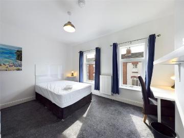 4 bedroom house to rent