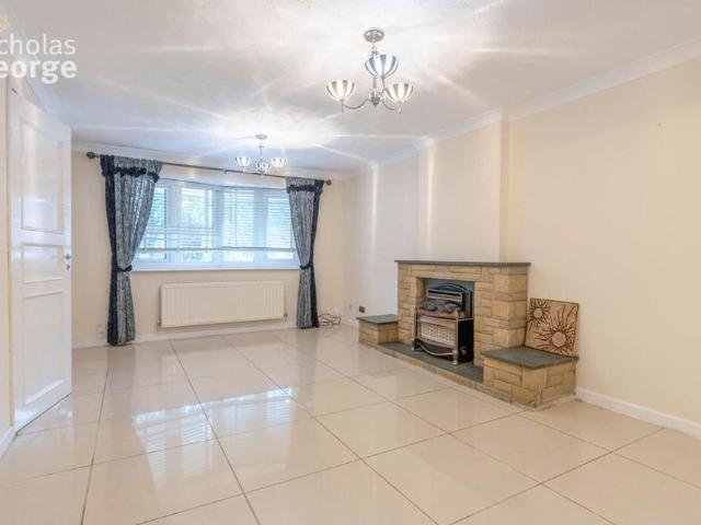 4 bedroom house to rent