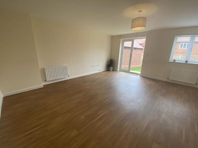 4 bedroom house to rent