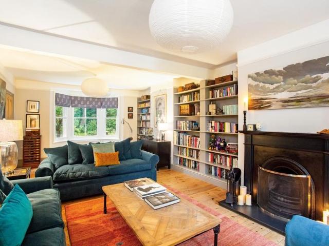 4 bedroom house to rent