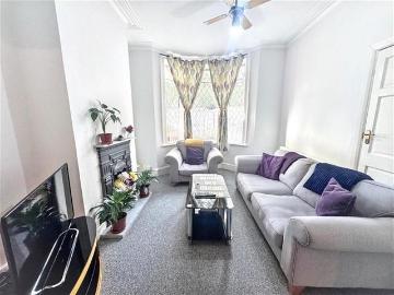 4 bedroom house to rent