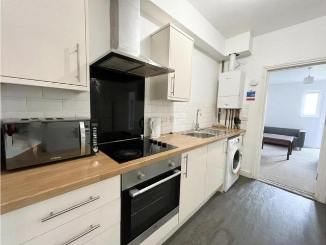 4 bedroom house to rent