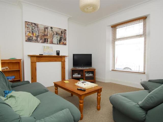 4 bedroom house to rent