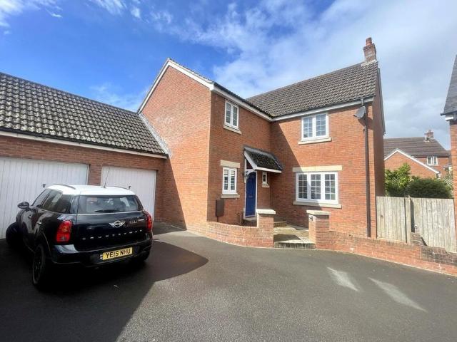 4 bedroom house to rent
