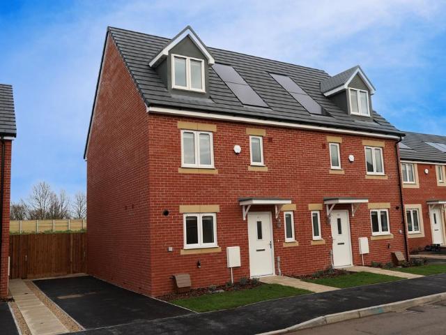 4 bedroom house to rent