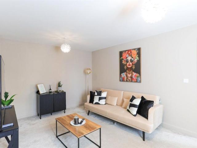 4 Bedroom House To Rent