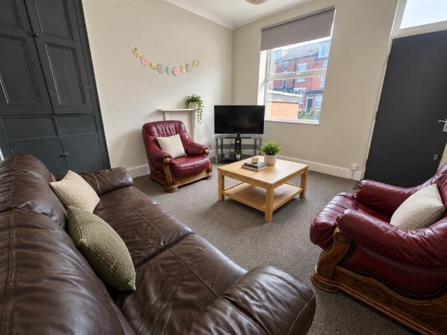 4 bedroom house to rent
