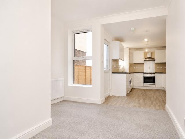 4 bedroom house to rent