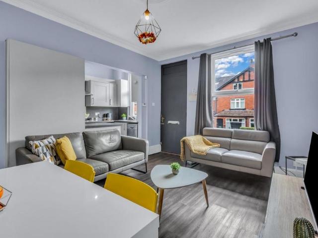 4 bedroom house to rent