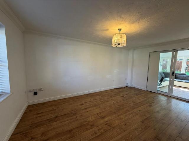 4 bedroom house to rent