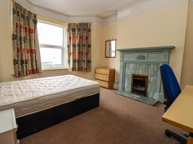 4 bedroom house to rent