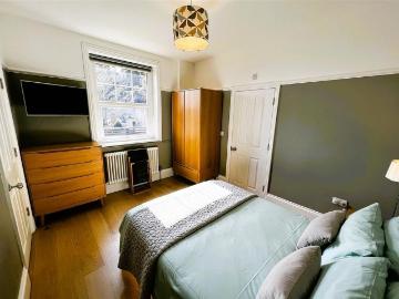 4 bedroom house to rent