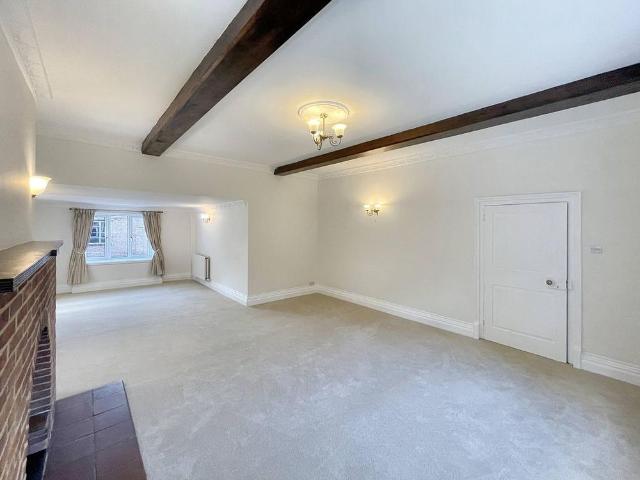 4 bedroom house to rent