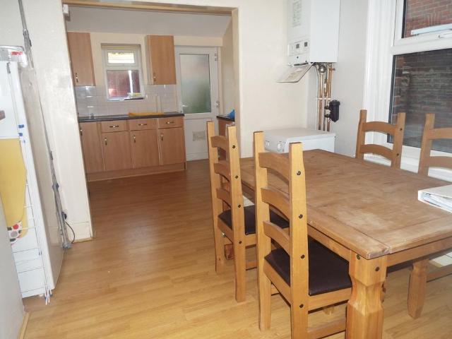 4 bedroom house to rent