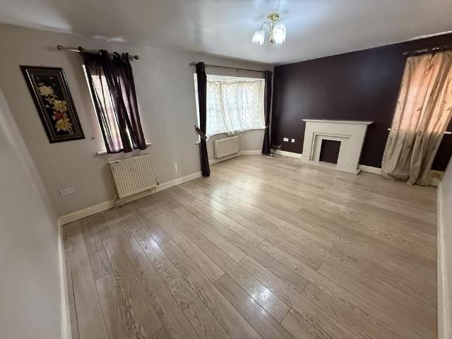 4 bedroom house to rent