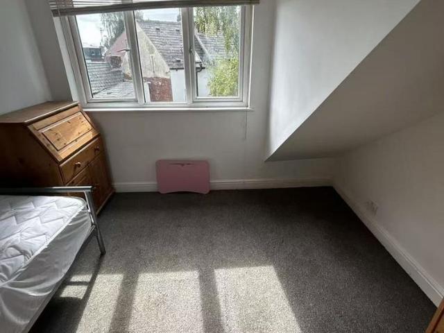 4 bedroom house to rent