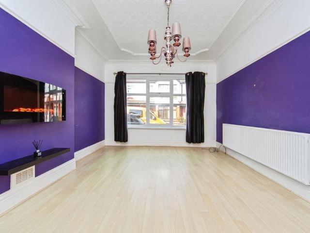 4 bedroom house to rent