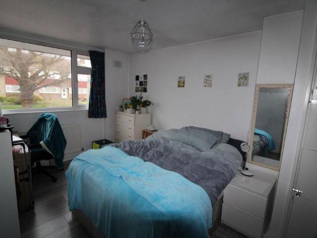 4 bedroom house to rent