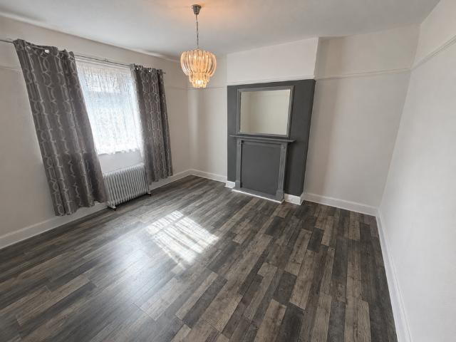4 bedroom house to rent