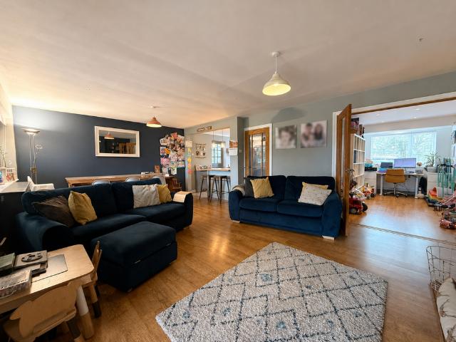 4 bedroom house to rent