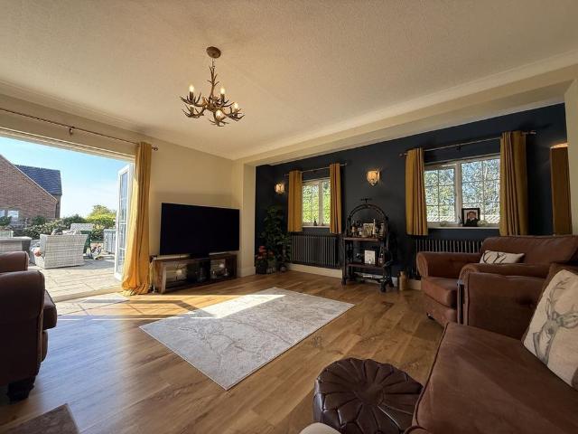 4 bedroom house to rent
