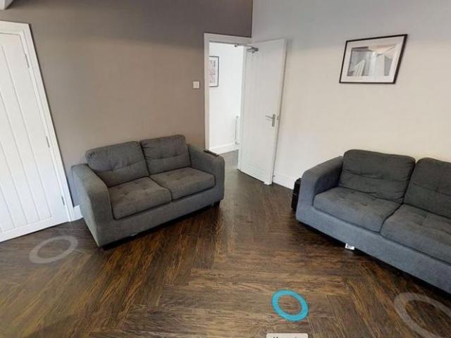 4 bedroom house to rent