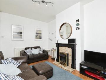 4 bedroom house to rent