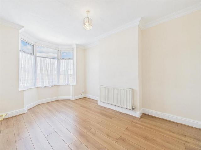 4 bedroom house to rent