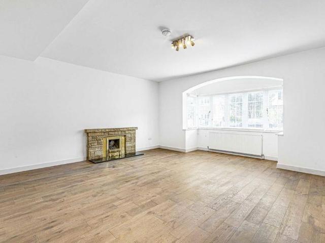 4 bedroom house to rent